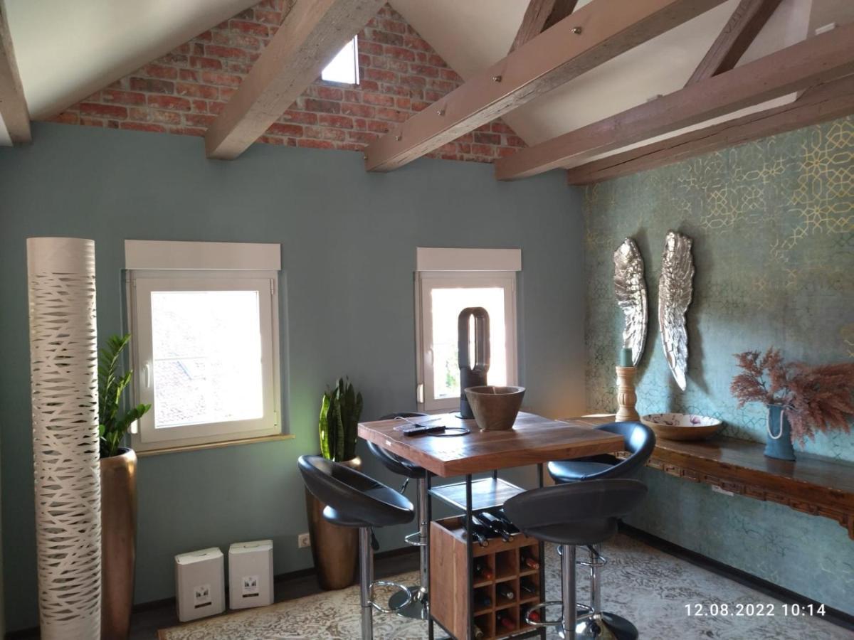 באיירוט Villa Johner מראה חיצוני תמונה