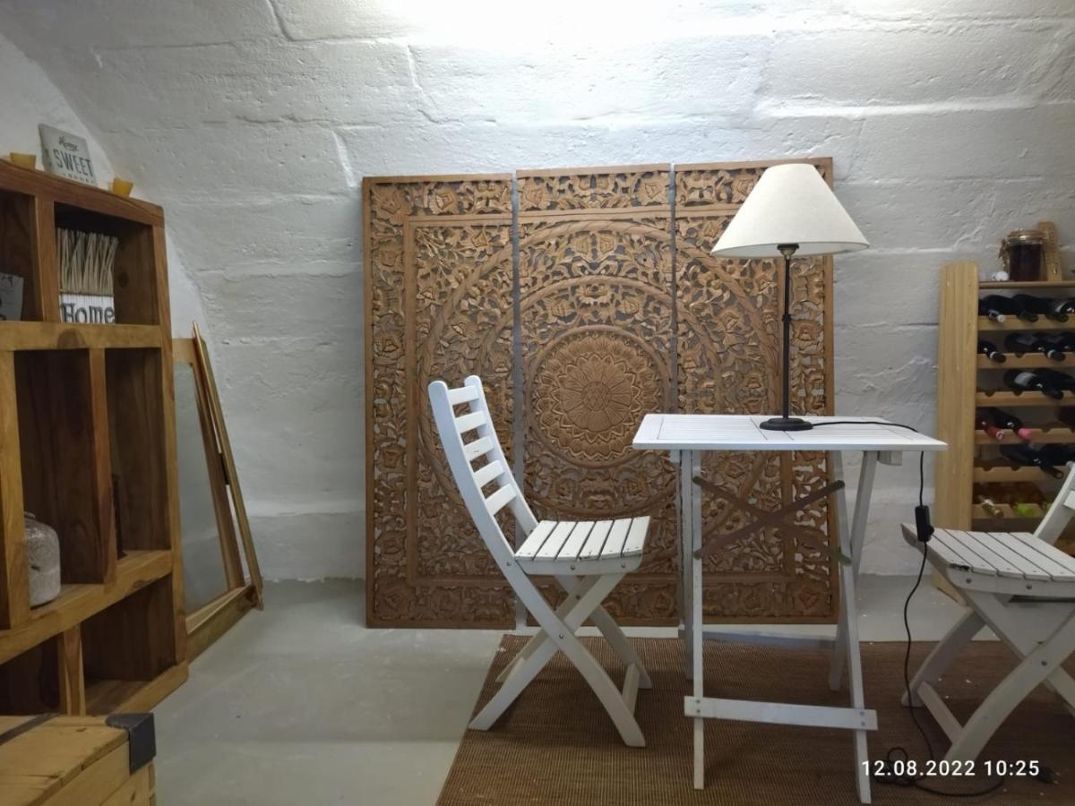 באיירוט Villa Johner מראה חיצוני תמונה
